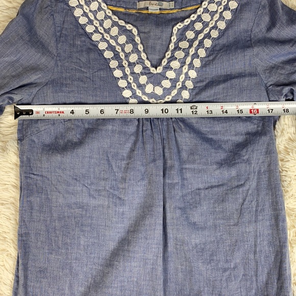 Boden Chambray Top 💙 - Picture 6 of 7